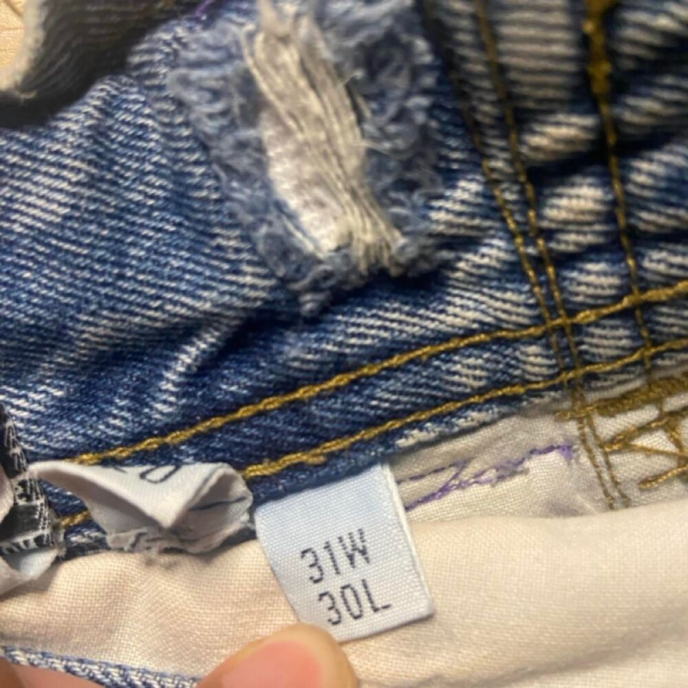 Bugle Boy Baggy Shorts - Picture 2 of 4